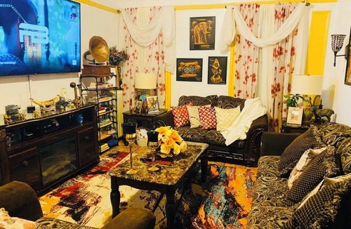 Fordham Apartment | Cozy 1-bedroom apartment in charming Bronx 10468 with AC