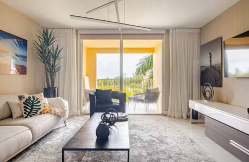Aventura Apartment | Cozy 1-bedroom apartment in amazing Miami with AC