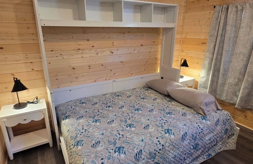 Mineral Cabin | Cozy 1-bedroom cabin minutes from Lake Anna/Mineral, VA with AC & Heat