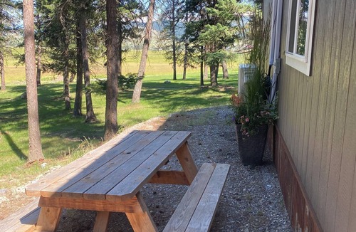 Kalispell Cabin | Cozy 1-bedroom cabin located 6 miles from Kalispell Montana.