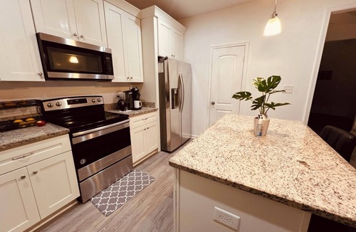 Newport News House | Cozy 1-bedroom in enchanting Hampton with AC, WiFi