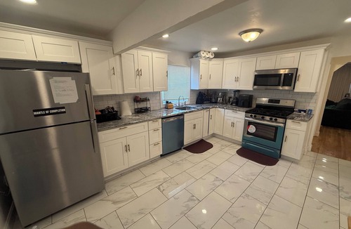 Lower Vailsburg House | Cozy 1-Bedroom Retreat, Long-Stay Friendly