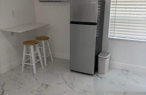 North Lauderdale Apartment | Cozy 1-bedroom Studio. Private Entrance. Free Parking