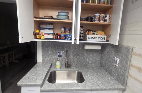 Wildwood Apartment | Cozy 1-bedroom studio in peaceful Wildwood with Heat/AC, kitchenette & Bathroom