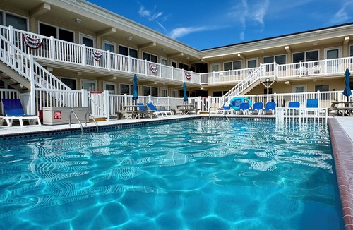 North Wildwood Condo | Cozy 1BR condo North Wildwood with WiFi, AC, 1.5 blk to beach, Boardwalk, Moreys