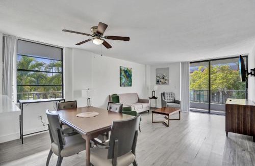 Golden Glades Apartment | Cozy 1BR Near Hard Rock Stadium - 223