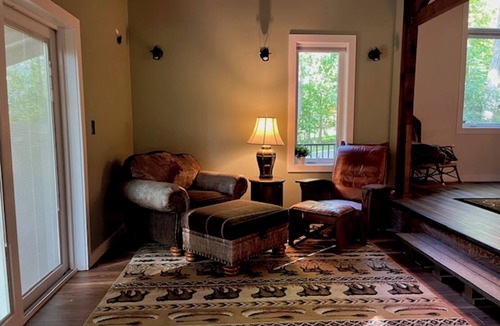 Broadalbin House | Cozy 2-bdrm house on Great Sacandaga Lake. Close to historic Saratoga Racetrack.