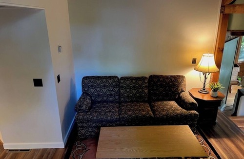 Broadalbin House | Cozy 2-bdrm house on Great Sacandaga Lake. Close to historic Saratoga Racetrack.