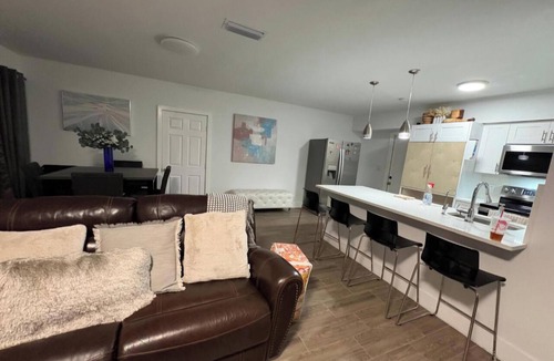 Miami Gardens House | Cozy 2-bed 1 bath 7m. from Hard Rock stadium, 15m. from MIA.& Fort L. airport.