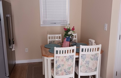 Wildwood Cottage | Cozy 2 bed, 1 full bath private cottage, 10 min. walk to Wildwood beach & boards