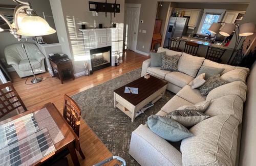 Northwest Harwich Condo | Cozy 2 BR Condo Overlooking the Herring River West Harwich