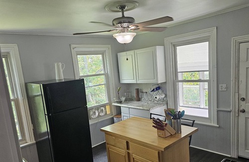 Cohoes Apartment | Cozy 2nd floor apartment with fenced back yard