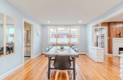 Revere House | Cozy 3BD 1BA near Beach T-10 Min from Boston