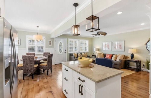 South End Condo | Cozy 3BR/2BA Condo – 5 Minute Walk to Beach & Boardwalk