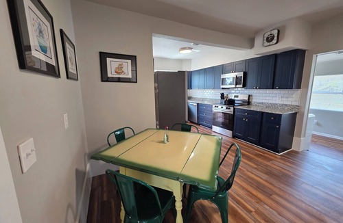 Little Creek House | Cozy 3BR/2Bath Retreat on Half Acre Near Dover Attractions DE Turf