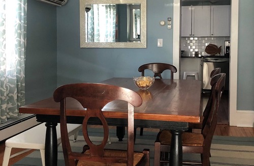 Cape May House | Cozy 3BR w/King Bed. Renovated Bath. Walk to beach, town, shopping & restaurants