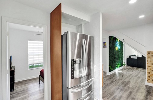 Hollywood House | Cozy 4-bedroom house with pool in Hollywood