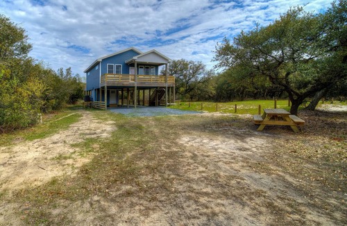 Carova Beach House | Cozy 4x4 Beach Cottage - Short walk to the Ocean