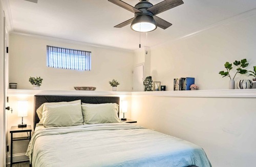 Potomac West House | Cozy Alexandra Getaway ~ 5 Mi to Downtown DC!