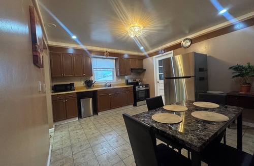 Forest Hill House | Cozy And Affordable Home Near NYC In Belleville NJ