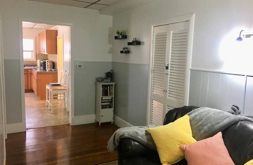 Ipswich House | Cozy and beatifull 2br in New England . 5 min drive to the beach/sleeps 6