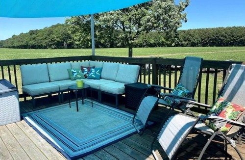 Pocomoke City House | Cozy Barn Loft: Country Views & Central to Beaches