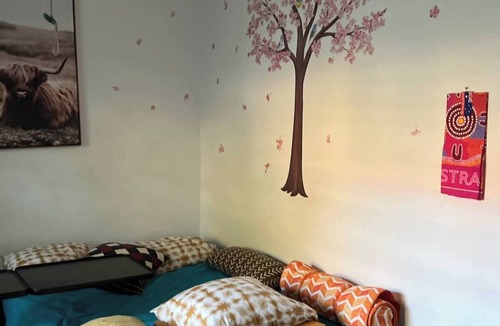 North Miami Beach House | Cozy bedroom in a family house - AC, WiFi, backyard, in lovely North Miami Beach