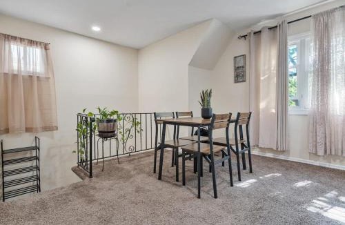 Rochdale Apartment | Cozy Bedrooms close to JFK airport