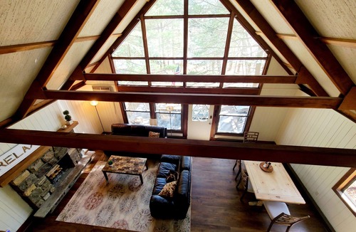 Gouldsboro House | Cozy Cabin - Big Bass Lake