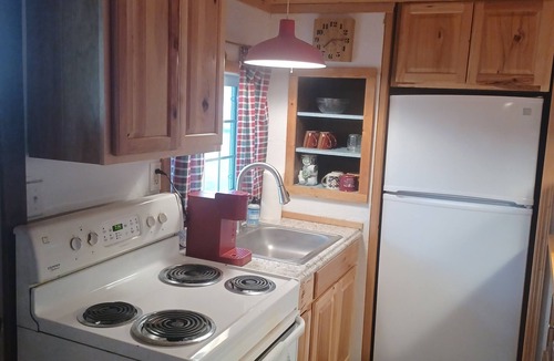 Columbia Falls Cabin | Cozy Cabin. Private and unique! Close to GNP and airport.