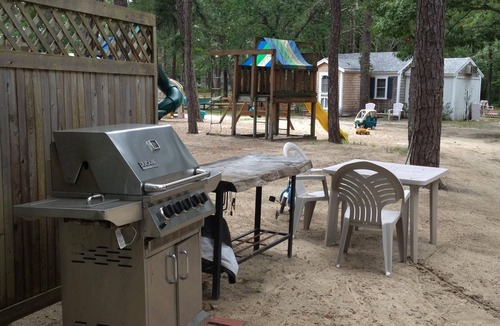 Bass River Cabin | Cozy Cape Cod Retreat Pet-Friendly, Near Beaches, Golf & Family Fun-Cabin 18