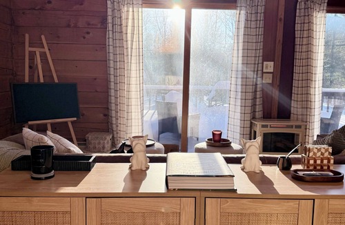 Shokan Cabin | Cozy Catskills Cabin Retreat - 5 private scenic acres in The Hudson Valley