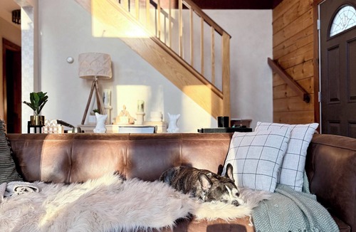 Shokan Cabin | Cozy Catskills Cabin Retreat - 5 private scenic acres in The Hudson Valley