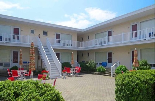 Stone Harbor Condo | Cozy condo close to beach and downtown