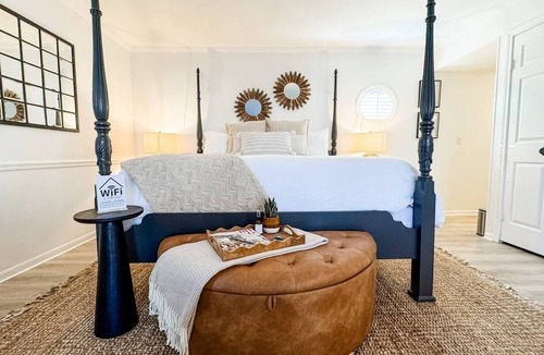 Norwich Apartment | Cozy Corner, by the Spa