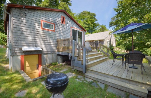 Woods Hole Cottage | Cozy Cottage 1/2 mile to Woods Hole village