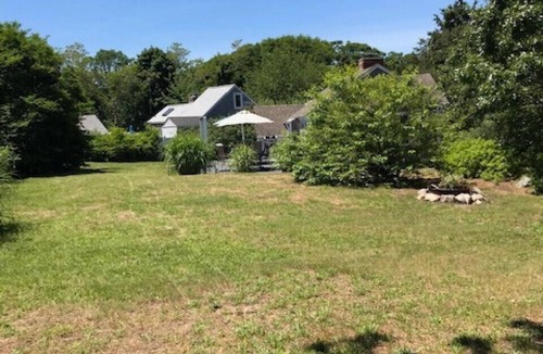 Harwich Port Cottage | Cozy Cottage close to Beaches, Boating, Biking, Shopping and more
