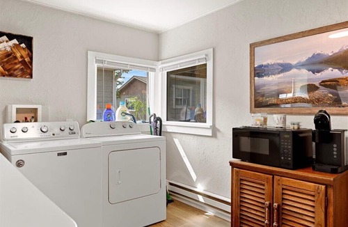 Polson House | Cozy Cowboy Cabin in Polson: Historic Charm, Modern Comfort Near Flathead Lake