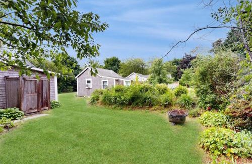 Eastham House | Cozy Escape on the Cape
