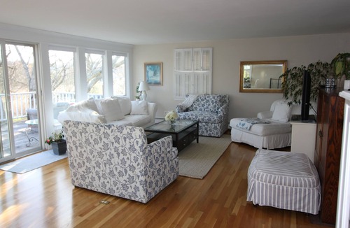 Sandwich House | Cozy home, less than a mile to Town Neck Beach, near canal, shops, & dining