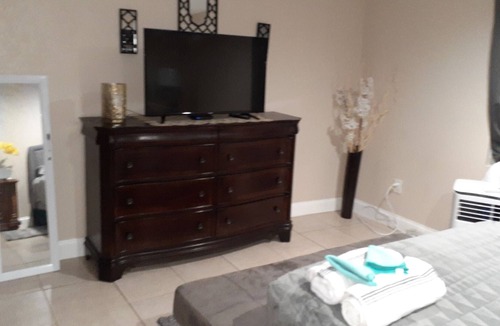 Carol City House | Cozy In Miami Gardens