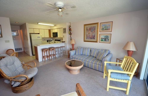 North Ocean City Condo | Cozy, inviting 1 bedroom condo with an outdoor pool and gorgeous canal-front view located uptown on the bayside just a few blocks from the beach!