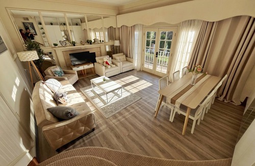 La Habra Heights House | Cozy Modern Suite With Pool near Disney-Knotts-Universal Studios And More