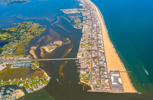 Midtown Ocean City Condo | Cozy Oceanfront Condo with Beach Views and Easy Access
