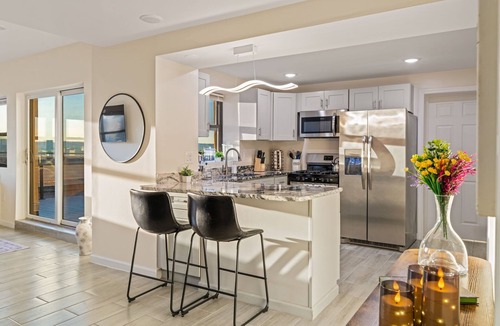East Orange Apartment | Cozy Penthouse w Hot Tub, Free Parking