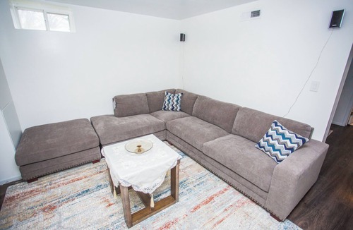 Spotsylvania House | Cozy private guest suite 1 bedroom/kitchentte/bathroom