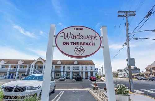 Point Pleasant Beach Hotel | Cozy Queen at The Windswept