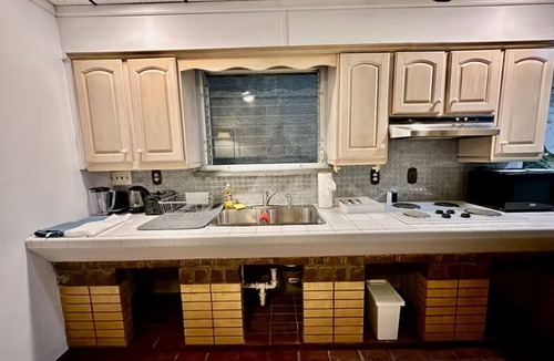 Wilmington Apartment | Cozy Quiet Apartments, Perfect for Travelling Pros