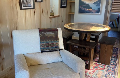 Columbia Falls Apartment | Cozy Ranch Setting Apartment Only 20 Minutes to Glacier National Park