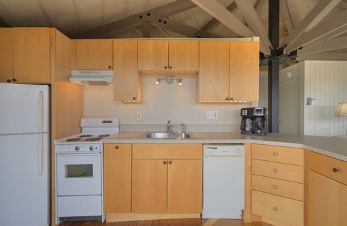 White Sulphur Springs House | Cozy rental near Greenbrier Resort with a deck, stunning views modern-rustic charm, and full kitchen